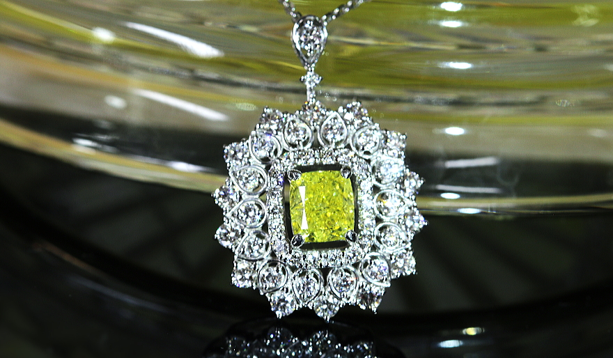 プラチナ イエローサファイア ダイヤモンド ネックレス 0.492ct