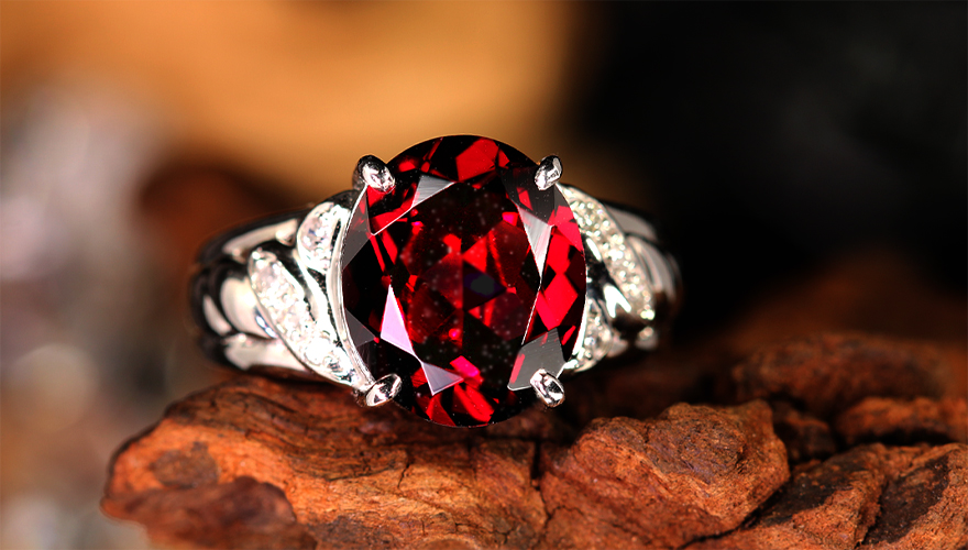 プラチナ ダイヤモンド リング 指輪 赤宝石