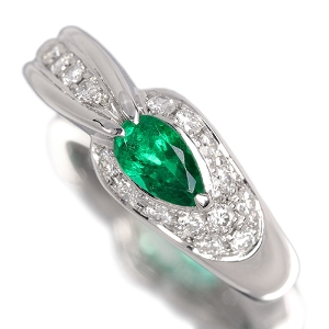 RrAYGh(vivid green)  0.4ct _Ch 0.3ct v`i O(w)yiۏ؏/KGLΊӕʏz